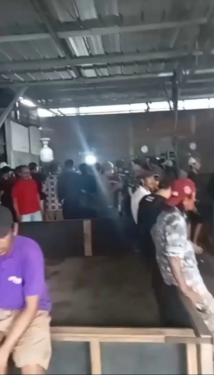 Istimewa Judi Sabung Ayam di Bangkingan Lakarsantri Terkesan di Legalkan Oleh APH