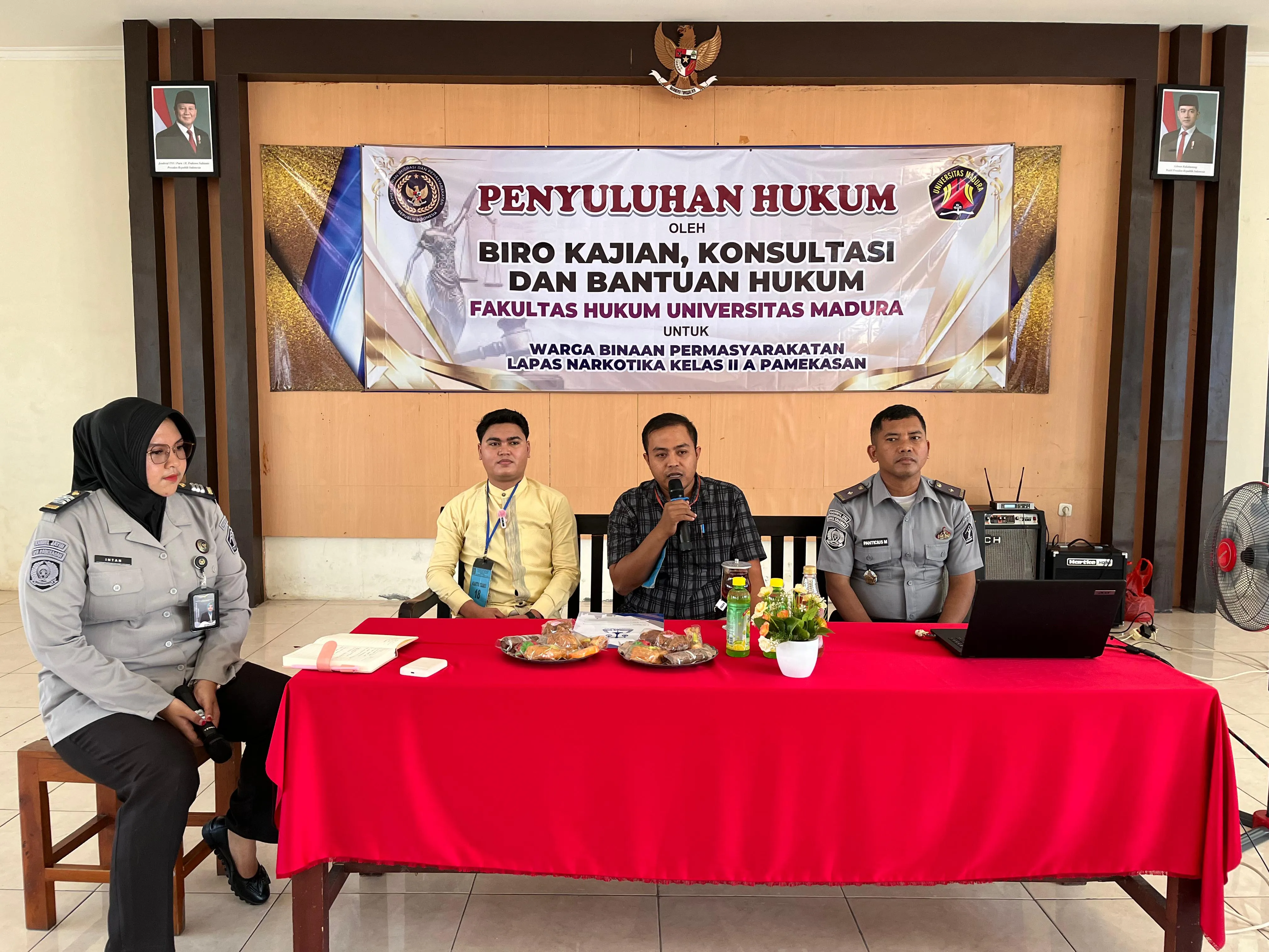 Wujudkan Kerja Sama Edukasi Hukum, Lapas Narkotika Pamekasan Gandeng BKKBH FH UNIRA Gelar Penyuluhan Hukum untuk WBP
