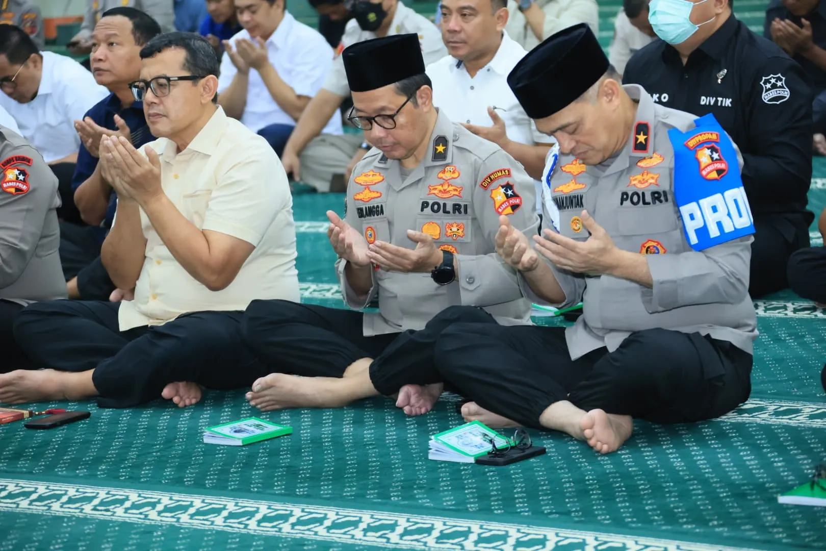 Mabes Polri Gelar Doa dan Zikir Bersama untuk Kelancaran Rangkaian Peringatan Hari Bhayangkara ke-79