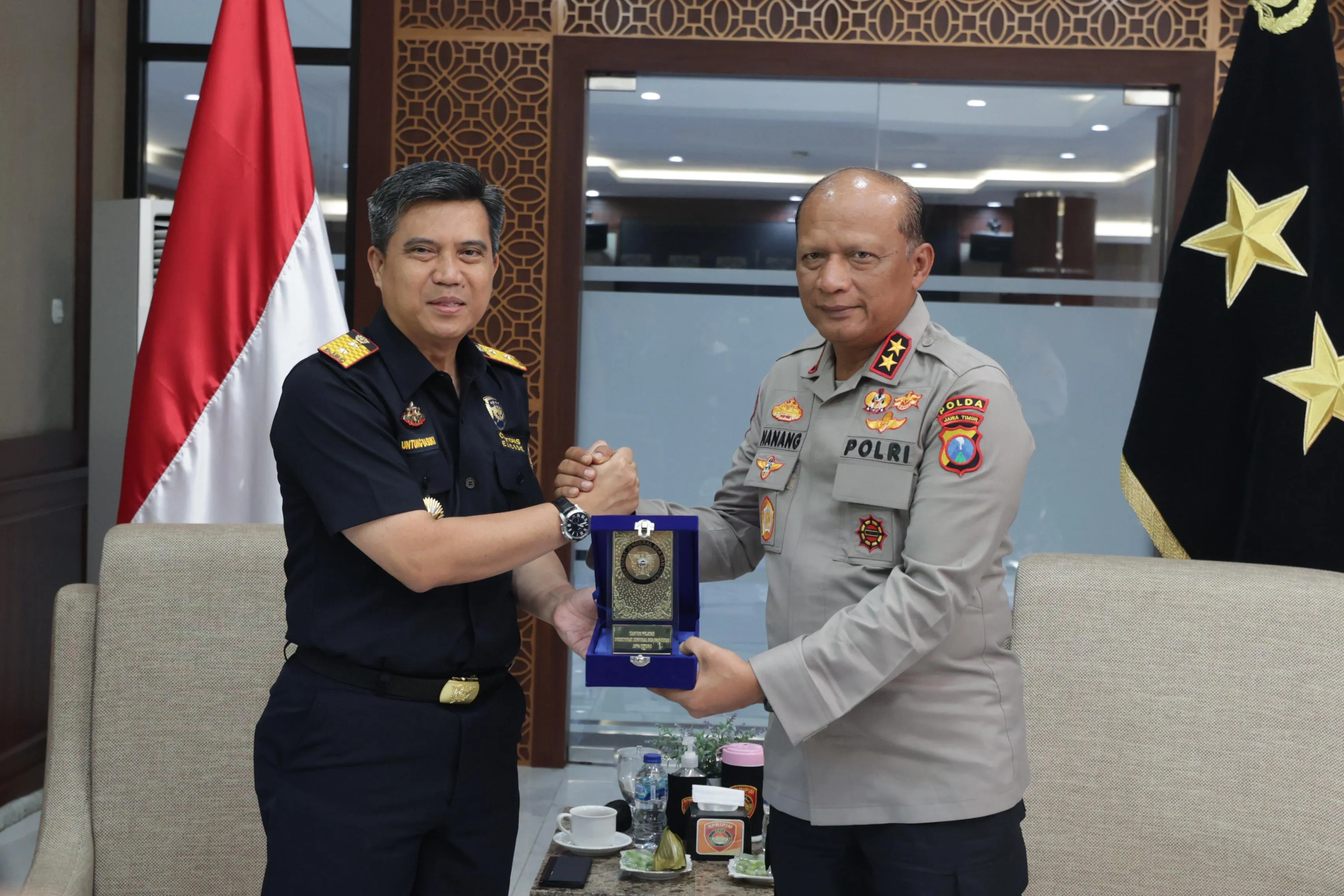 Perkuat Sinergi, Polda Jatim dan Bea Cukai Tingkatkan Pengawasan Barang Ilegal