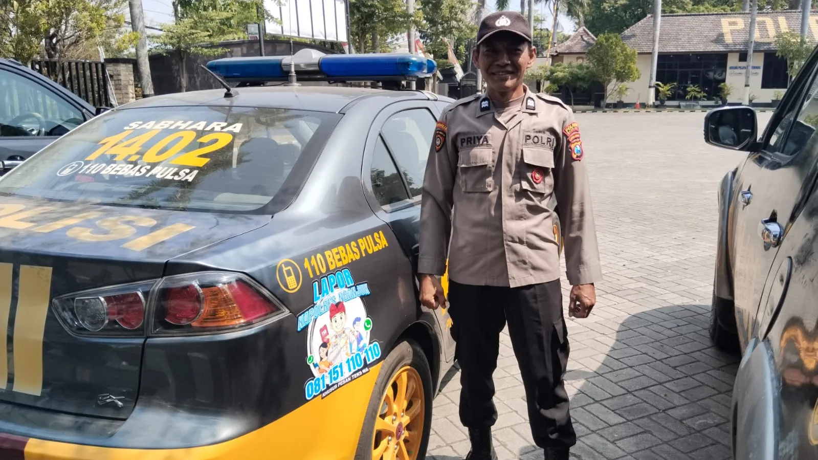 Mobil Dinas Polres Nganjuk Ditempeli Stiker Hotline dan WA Lapor Kapolres, Layanan 24 Jam Nonstop