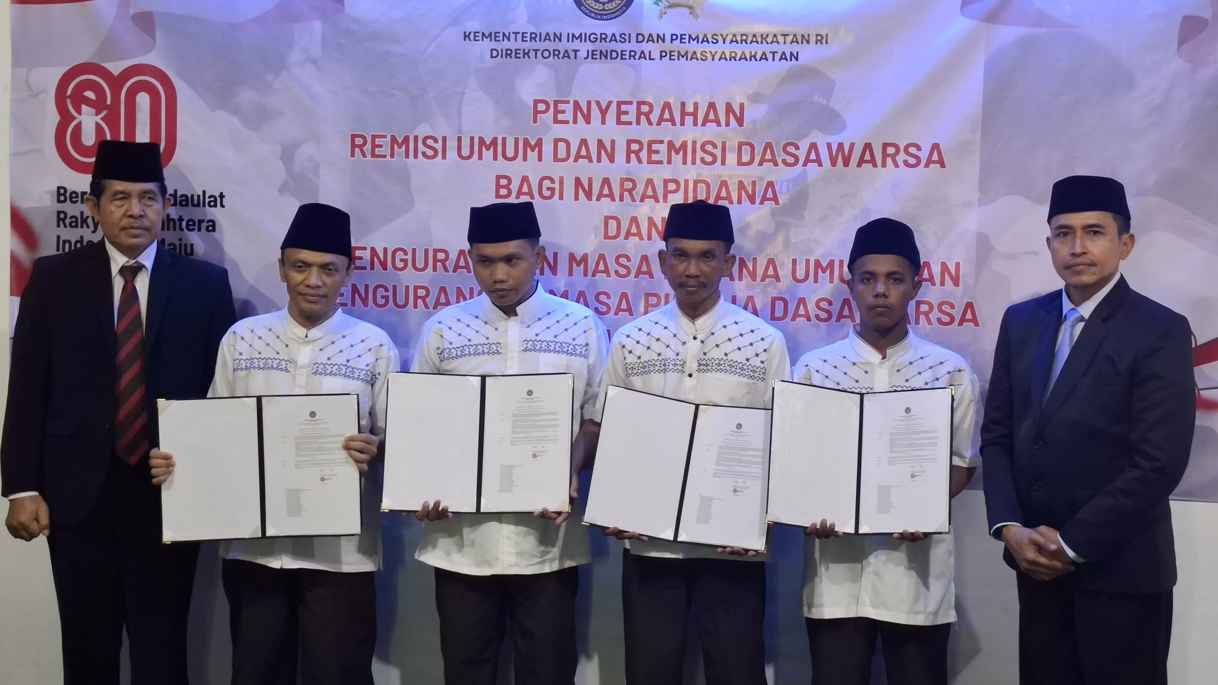 Rutan Sampang Gelar Penyerahan Remisi HUT RI ke-80 dan Pemberian Baksos kepada Keluarga WBP