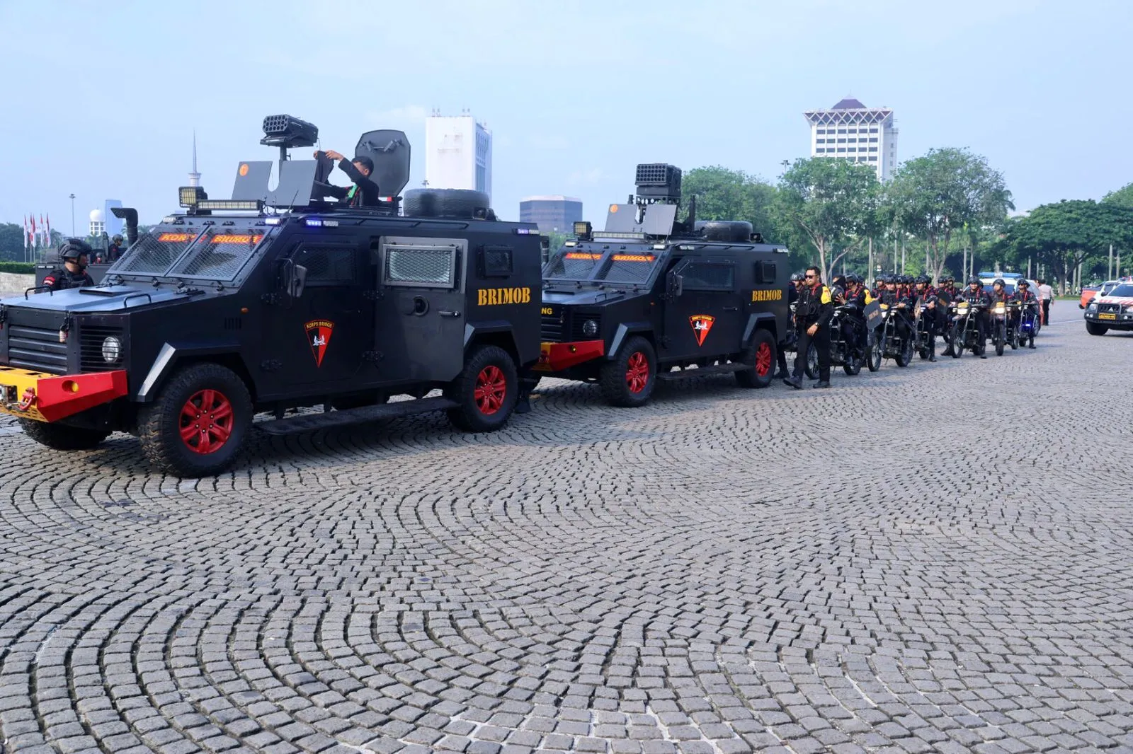 Patroli Skala Besar TNI-Polri untuk Jamin Rasa Aman dan Tertibkan Situasi