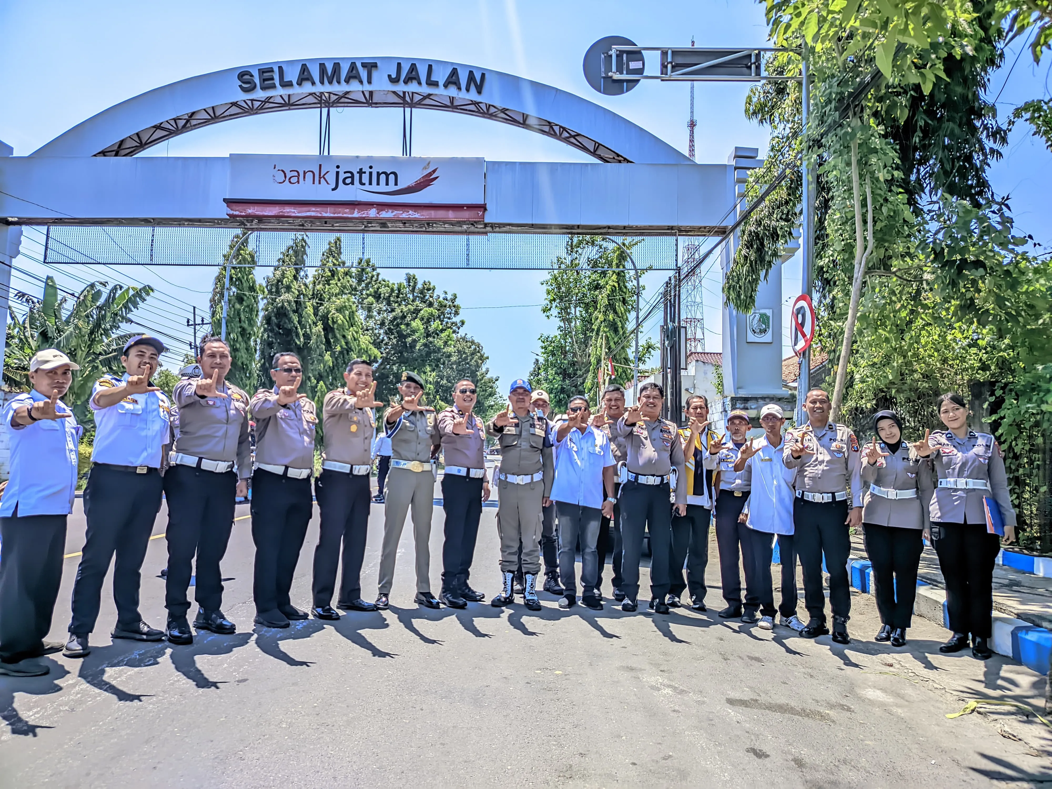 Satlantas Polres Sampang Dampingi Tim Subdit Kamsel Polda Jatim Lakukan Penilaian KTL, Black Spot dan Trouble Spot