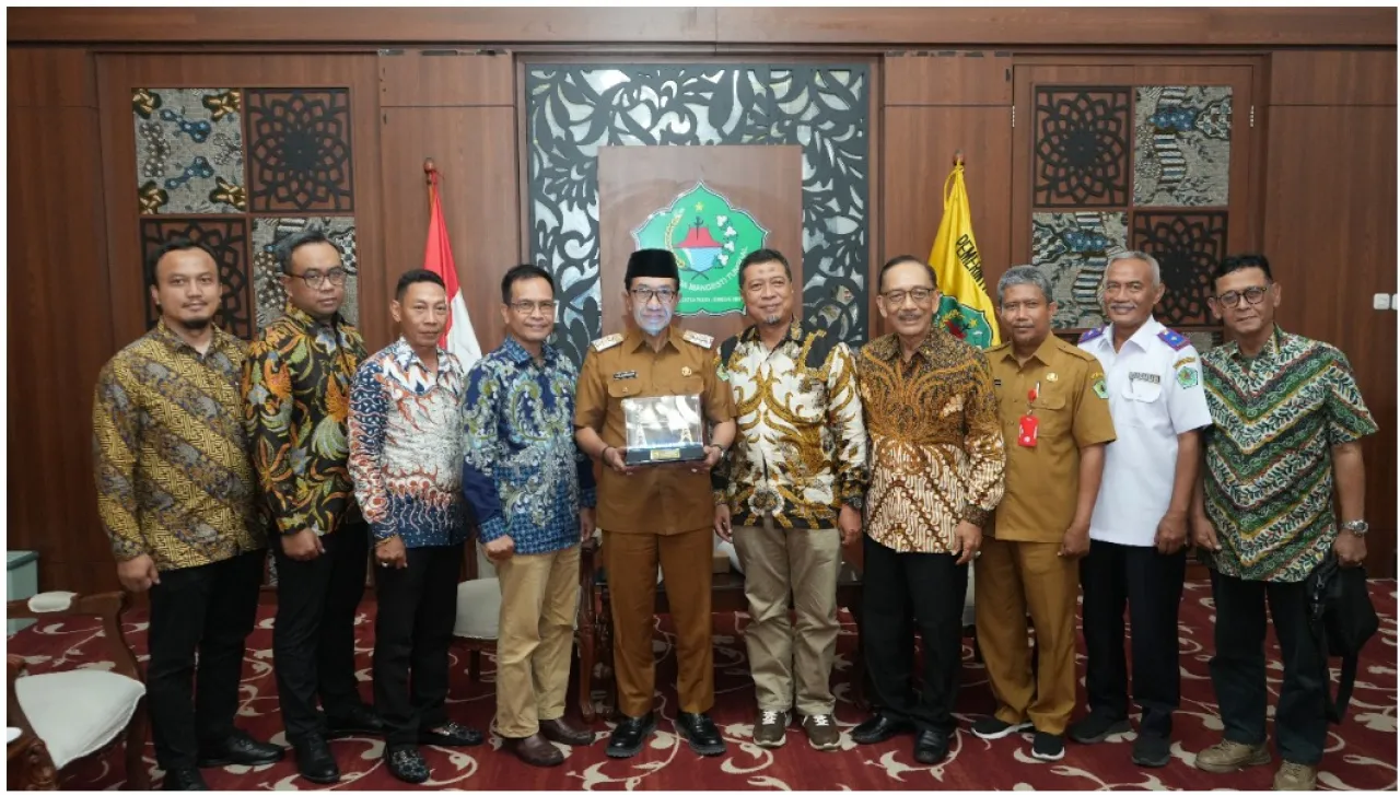 PLN UIP JBTB dan Pemkab Pamekasan Perkuat Sinergi Dukung Transisi Energi dan Penerapan ESG