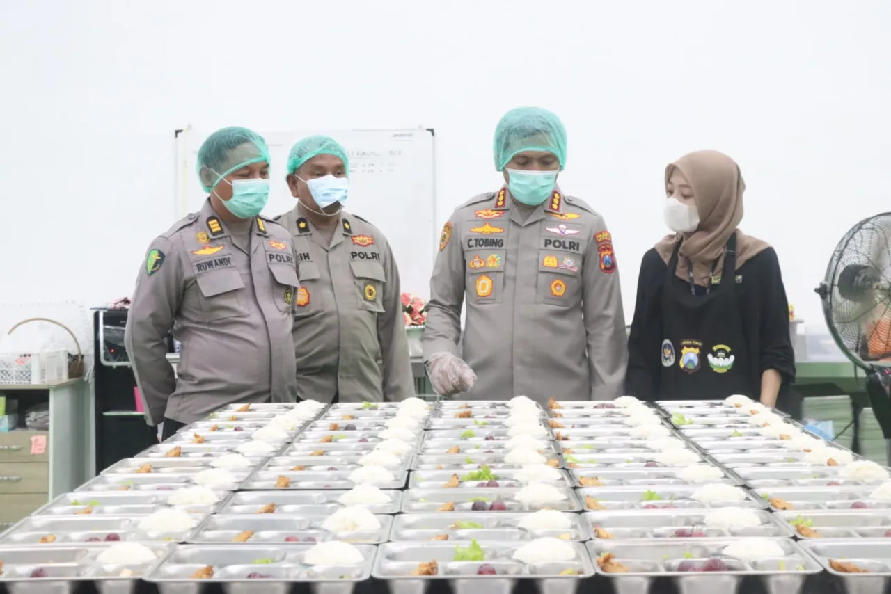Kapolresta Sidoarjo Cek SPPG, Pastikan MBG Sesuai Standar Gizi