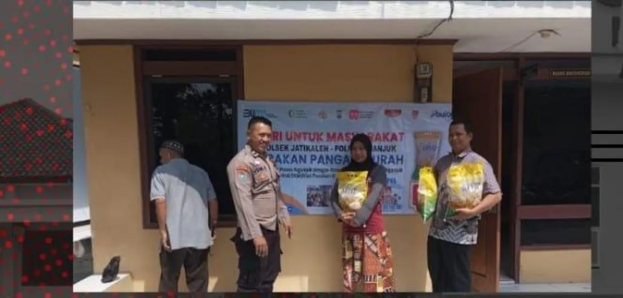 Polres Nganjuk Salurkan 5 Ton Beras SPHP Lewat Gerakan Pangan Murah di Tiga Kecamatan