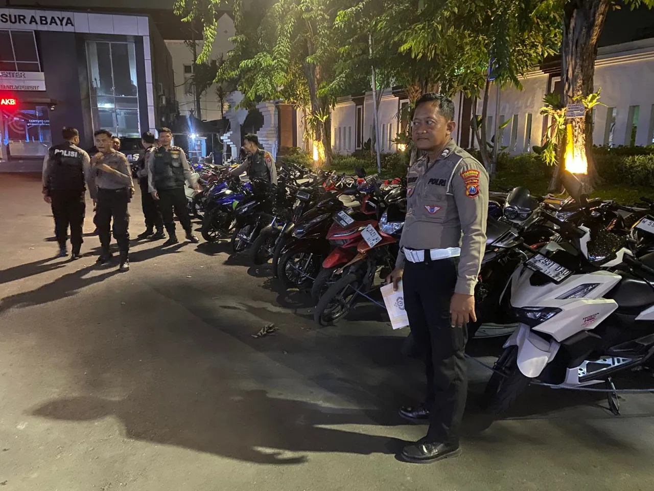 Sat Samapta Polrestabes Surabaya Gagalkan Aksi Balap Liar, 20 Kendaraan Diamankan