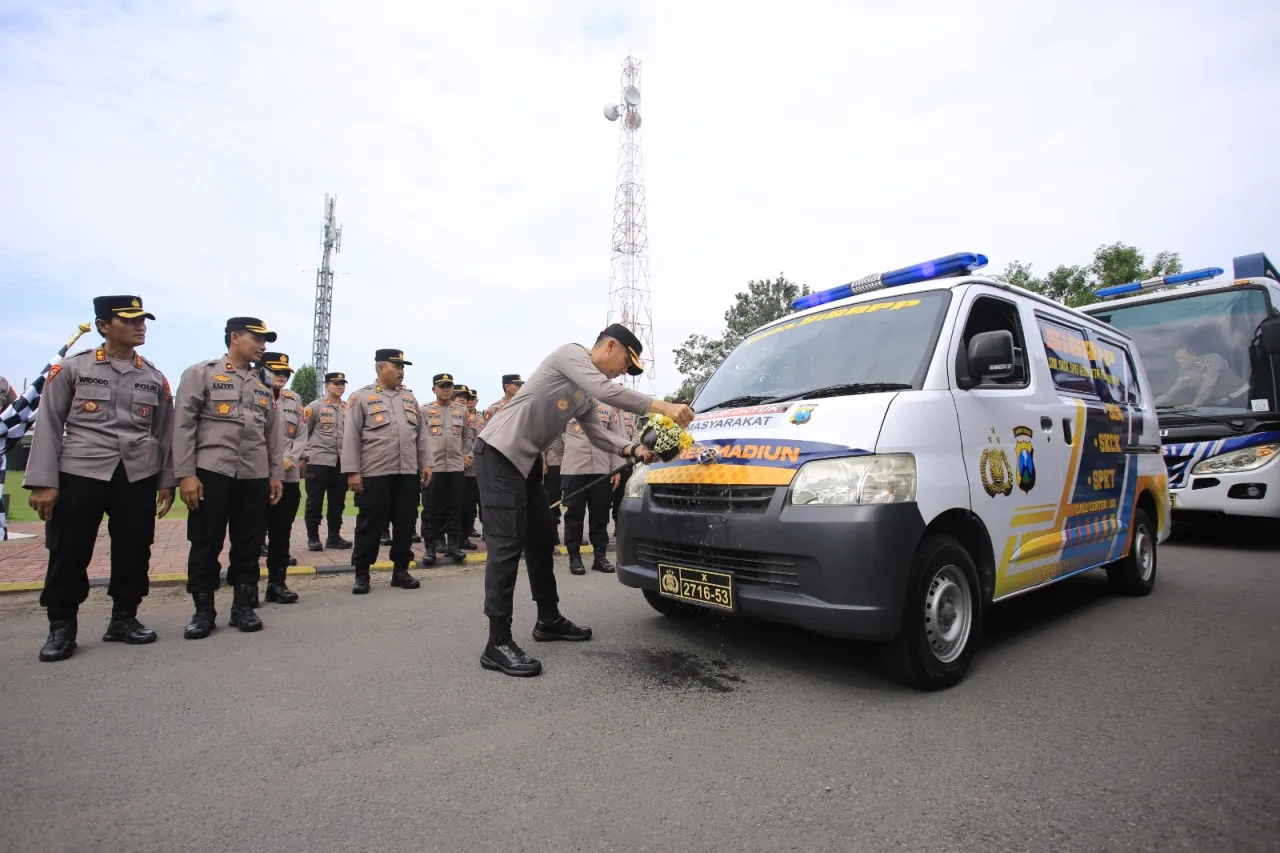 Polres Madiun Luncurkan Mobil SIGAPP dan PESILAT untuk Pelayanan Masyarakat