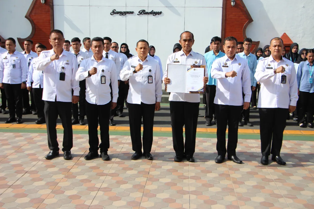 Dedikasi dan Loyalitas Diapresiasi, Lapas I Madiun Serahkan Penghargaan Wiyata Prestasi Lasatma