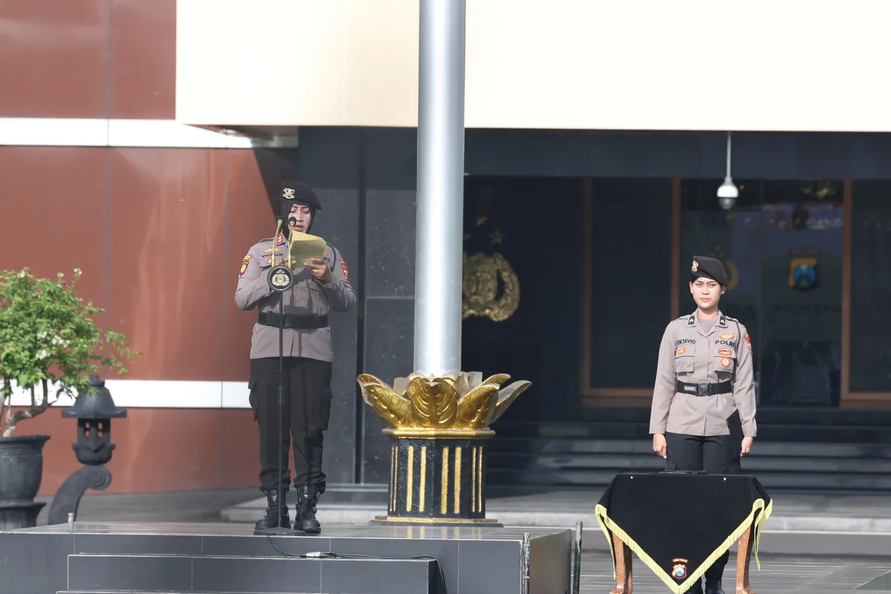 Polda Jatim Peringati Hari Ibu Tekankan Peran Strategis Perempuan Menuju Indonesia Emas 2045