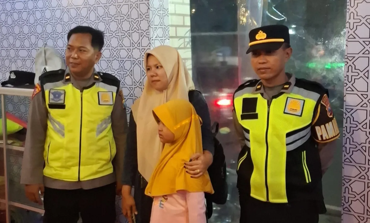 ‎Anak Pemudik Terpisah di Alun-Alun Trunojoyo, Ditemukan dalam Waktu Singkat
