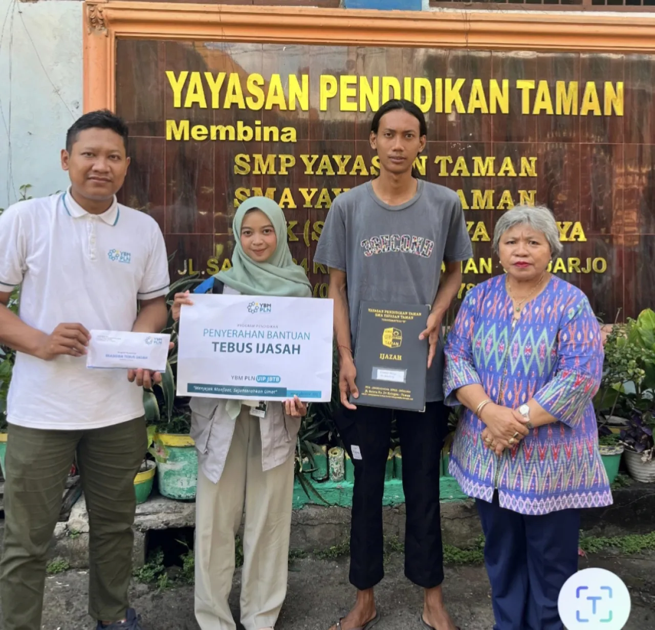 Tebus Ijazah yang Tertahan, YBM PLN UIP JBTB Buka Jalan Baru bagi Tiga Lulusan SMK