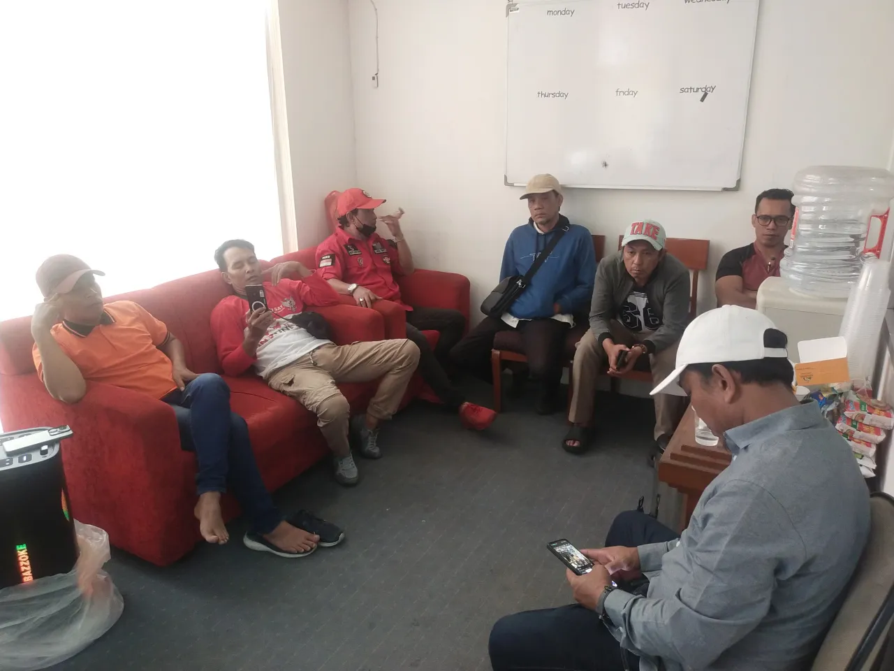 Ketua KWI Umar Hayat Mengaktifkan Kantor Baru di Surabaya, Wujud Komitmen Pembenahan dan Kebersamaan Organisasi