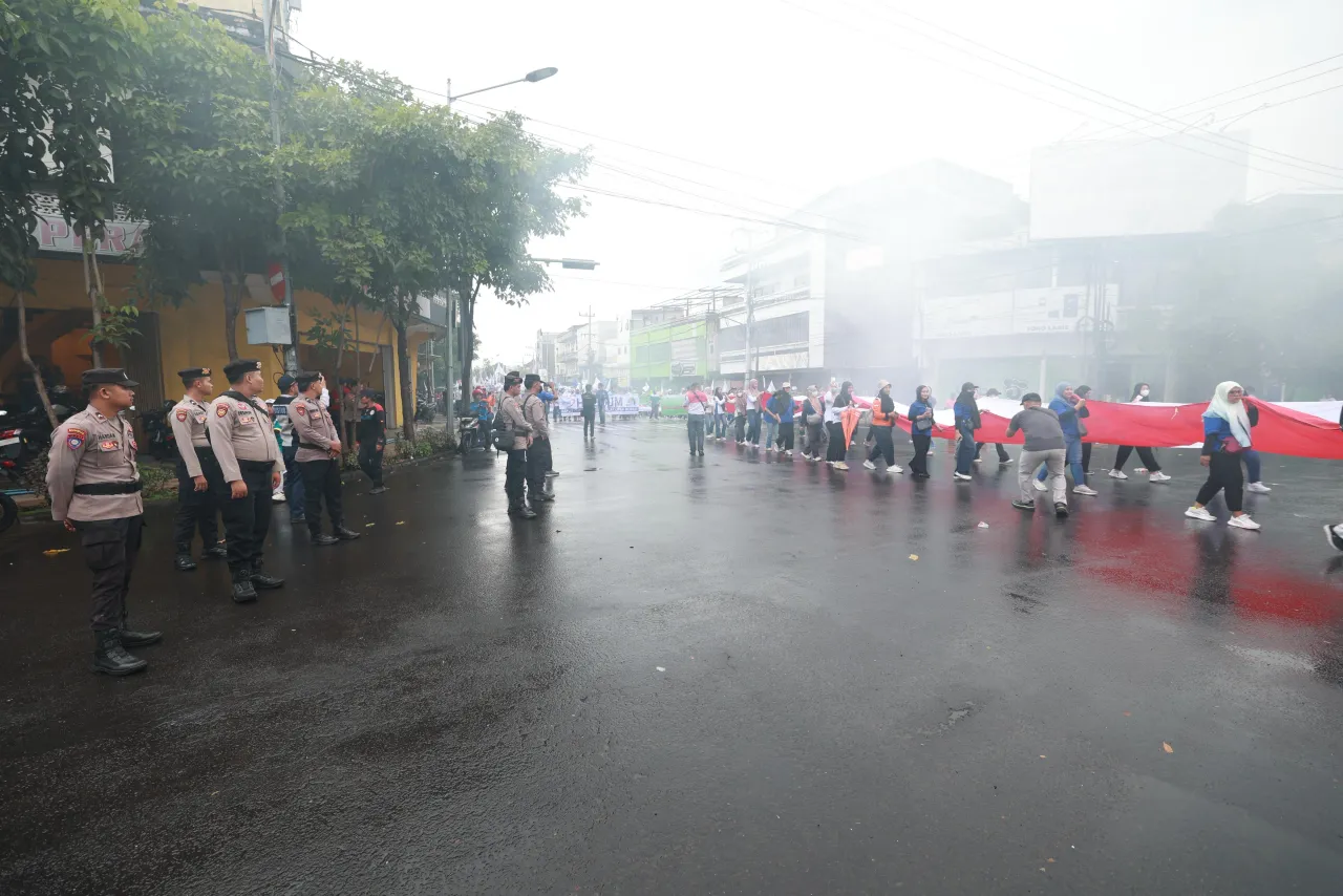 Polda Jatim Apresiasi Elemen Pekerja dan Mahasiswa,May Day di Jawa Timur Tertib dan Damai