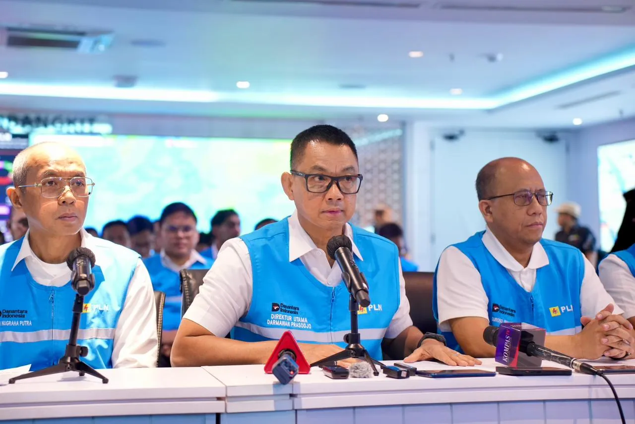 PLN Hadir untuk Negeri, Pemulihan Kelistrikan Sumatra Selaras Semangat Hari Lahir Pancasila