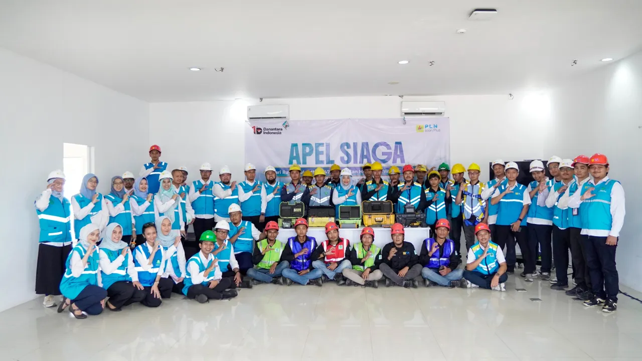 PLN Icon Plus Jatim Gelar Apel Siaga, Pastikan Konektivitas Andal Saat Idul Adha 1447 Hijriah dan Waisak 2570 BE