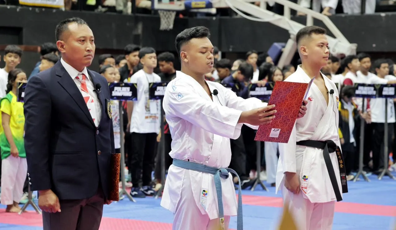 Hari Bhayangkara ke - 80, Polda Jatim Buka Kejuaraan Karate Kapolda Cup 2026 Momentum Lahirkan Atlet Berprestasi