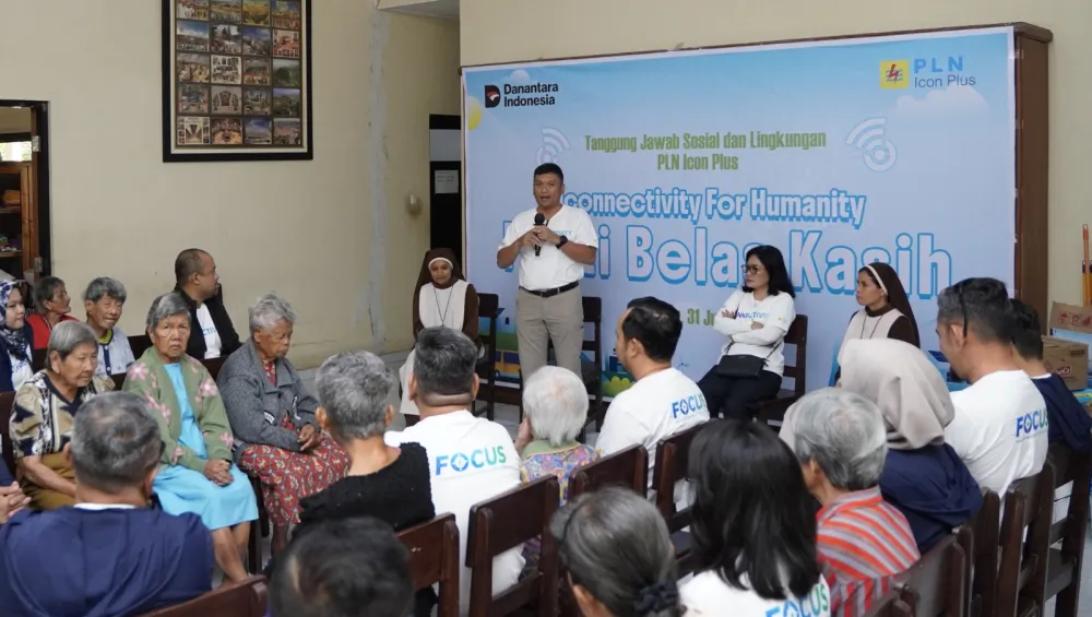PLN Icon Plus Dukung Kesejahteraan Lansia melalui Bantuan Sosial dan Kesehatan di Malang