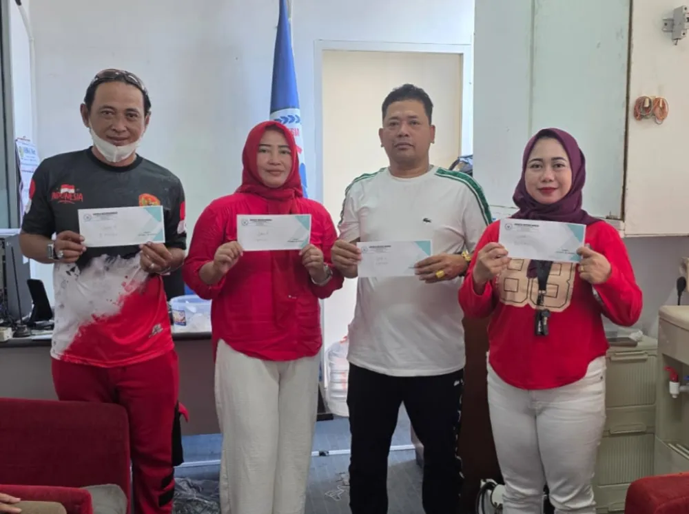 Meriahkan HUT RI ke-81, Keluarga Besar 12 Media Adu Strategi di Lomba Domino