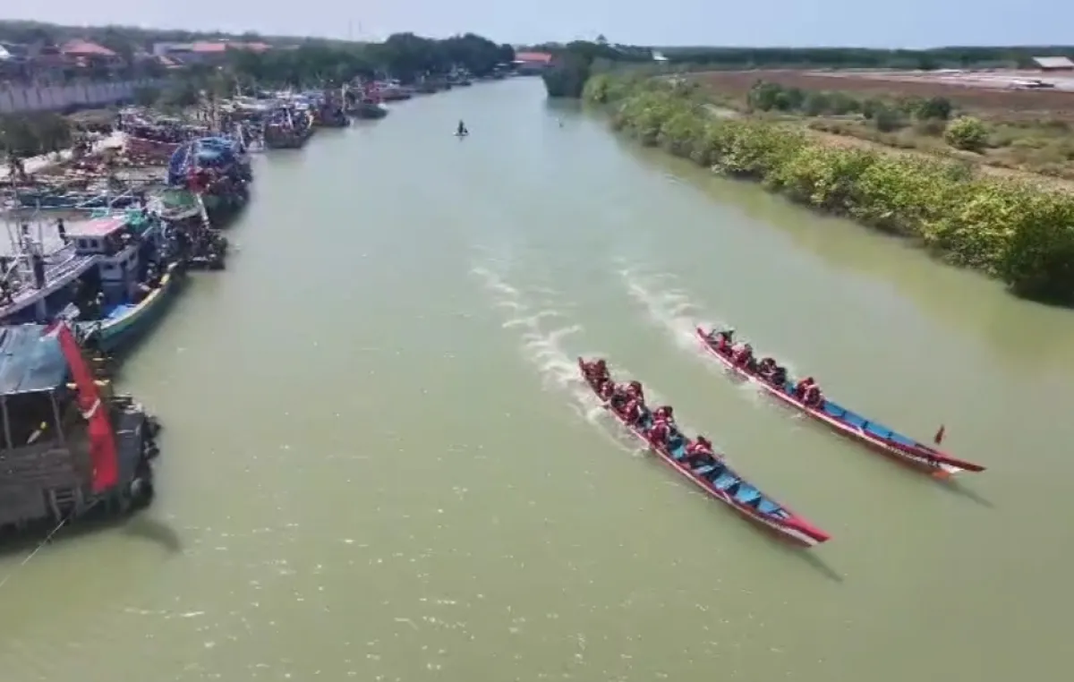 Lomba Dayung Sungai Juklanteng Jadi Magnet Warga Rayakan Kemerdekaan