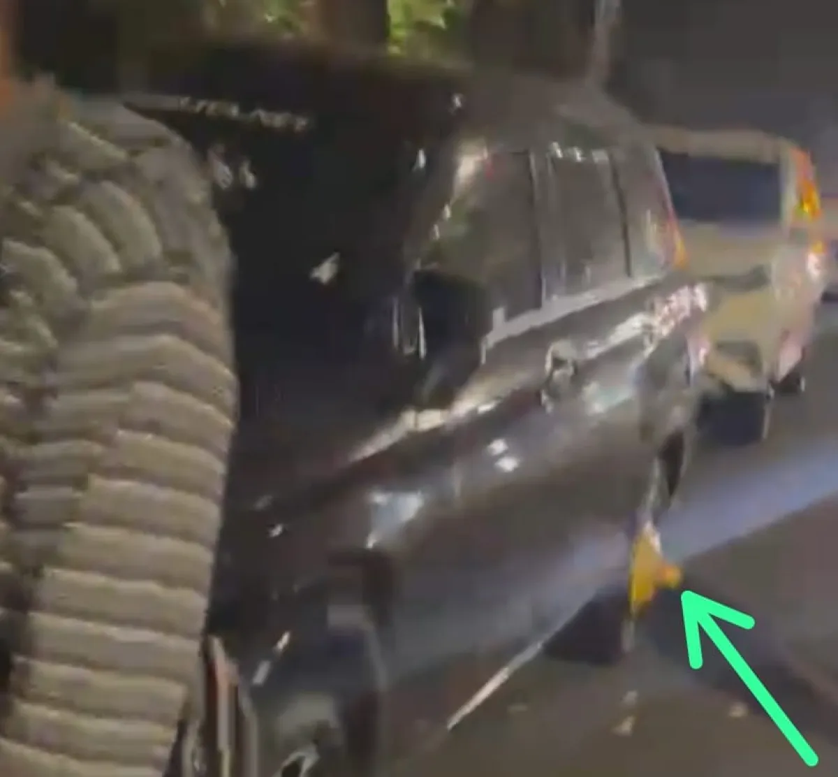 Mobil Wartawan Digembok Dishub Surabaya Saat Hajatan Warga, Penegakan Perda Dipertanyakan