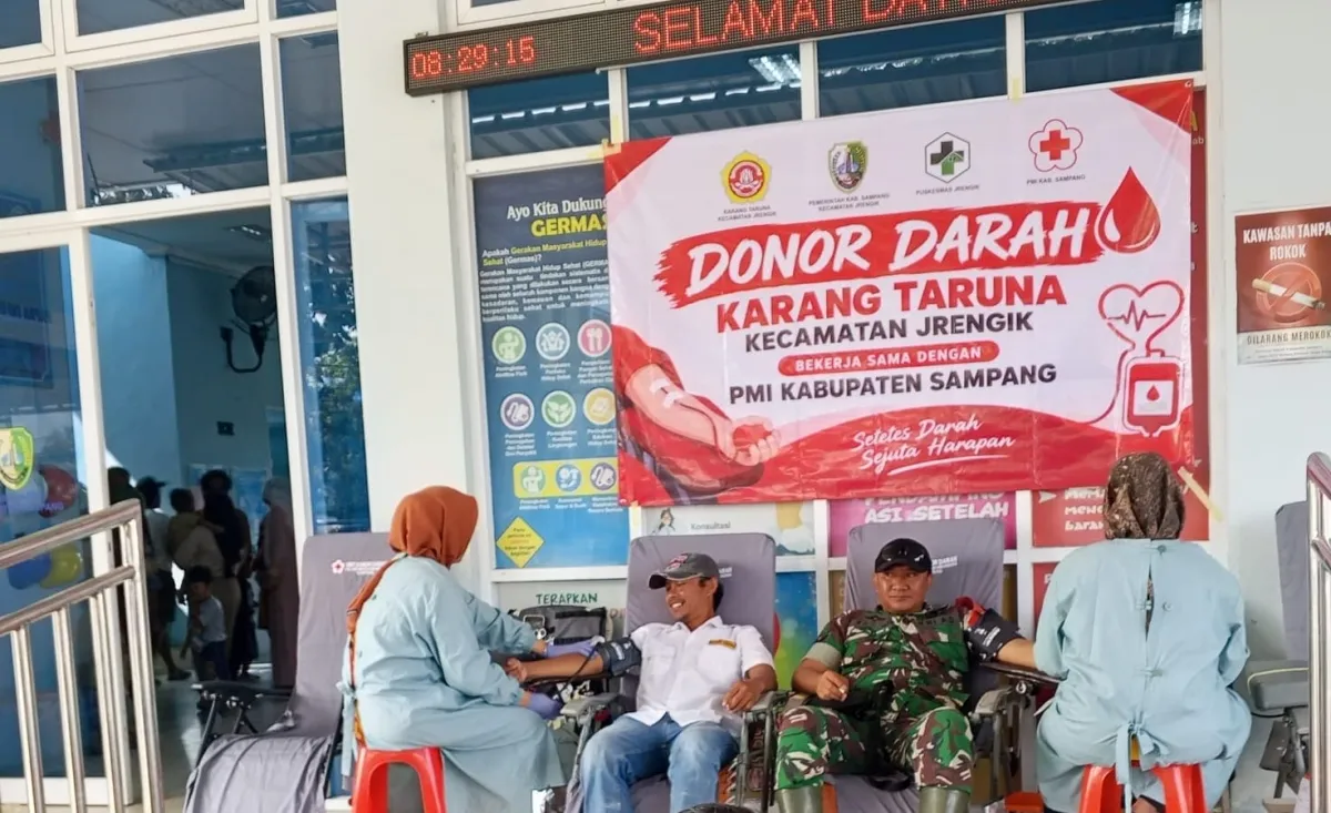 Karang Taruna Jrengik Gelar Donor Darah di Puskesmas
